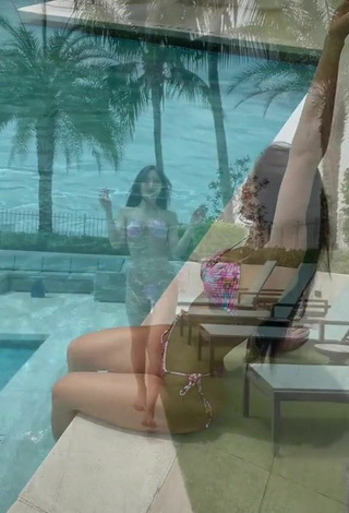 2. Georgina Mazzeo Parece Caliente Con Bikini En La Piscina