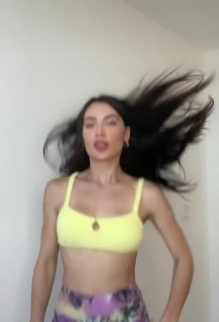 3. Caliente Georgina Mazzeo Enseña El Culo