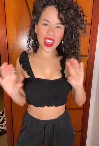 Laura Brito (@laurabrito) - Desnuda y Sexy Videos on TikTok