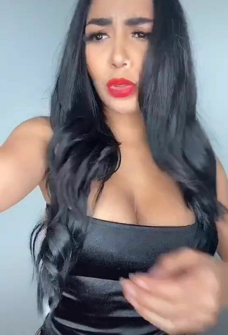 5. Sexy Pao Castillo Enseña Disfraces