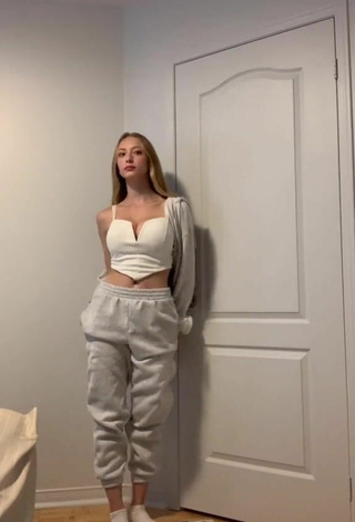 Caliente Sophia Diamond con Top Corto Blanco