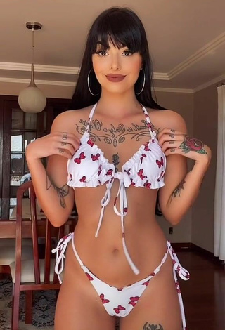 Sexy maay_mind con Bikini