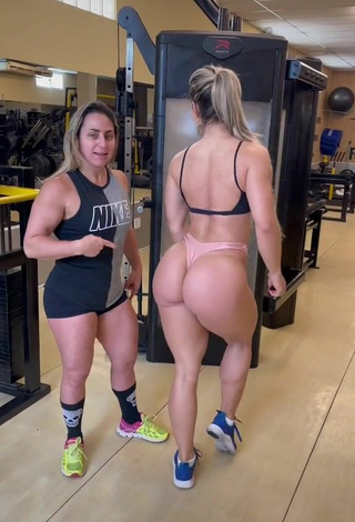 3. Más Caliente Vivi Winkler  En El Club Deportivo