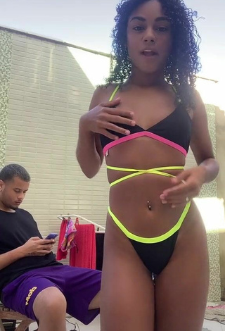 Preciosa Angel Oficial con Bikini