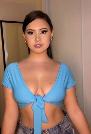 3. Cariño Anissa Enseña Escote Con Sensuales Top Corto Azul