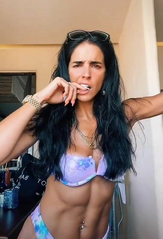 3. Caliente Bárbara De Regil Con Bikini