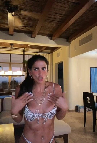 4. Sexy Bárbara De Regil Con Bikini Leopardo