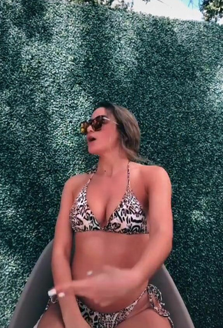 4. Preciosa Kayla Alkatib Con Bikini Leopardo