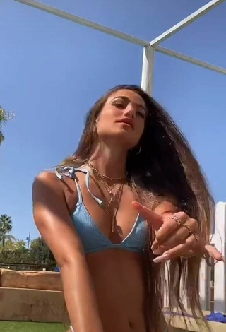 2. Sexy Lola Moreno Marco Con Bikini Azul