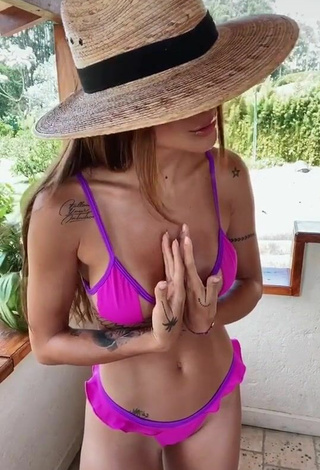 3. Caliente Greeicy Yeliana Rendón Ceballos Con Bikini Rosa