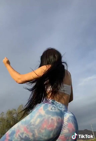 5. Atractiva Jailyne Ojeda Ochoa Enseña El Culo