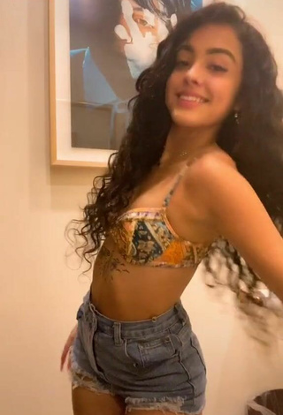 Increíble Malu Trevejo con Sujetador de Bikini