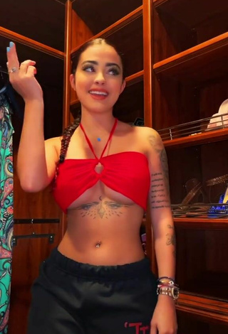 5. Dulce Malu Trevejo Con Top Corto Rojo