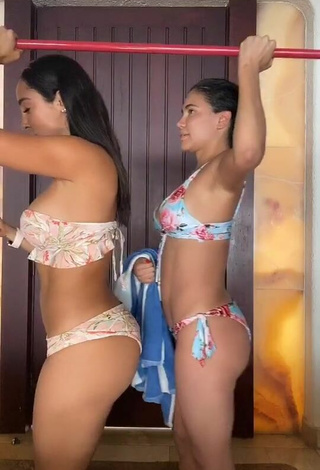 Increíble Manelyk González con Bikini