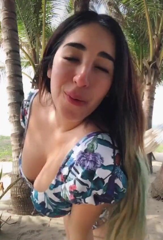 Hermosa Ana Daniela Martínez Buenrostro Enseña el culo