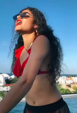 1. Caliente Sofia Mata Con Sujetador De Bikini