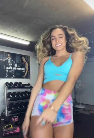 1. Más Caliente Sommer Ray Enseña El Culo