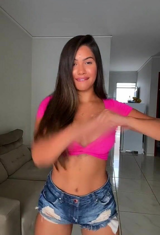 5. Cariño Ayarla Souza Enseña Escote Con Sensuales Top Corto Rosado Margarita