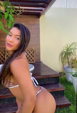 3. Guapísima Ayarla Souza Enseña El Culo Mientras Hace Twerking