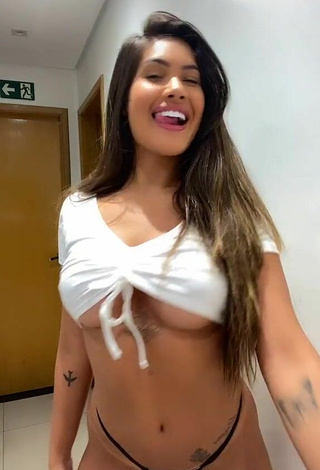 4. Sexy Ayarla Souza Con Bragas