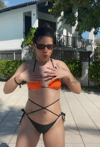 2. Sexy Carolinne Silver Con Bikini